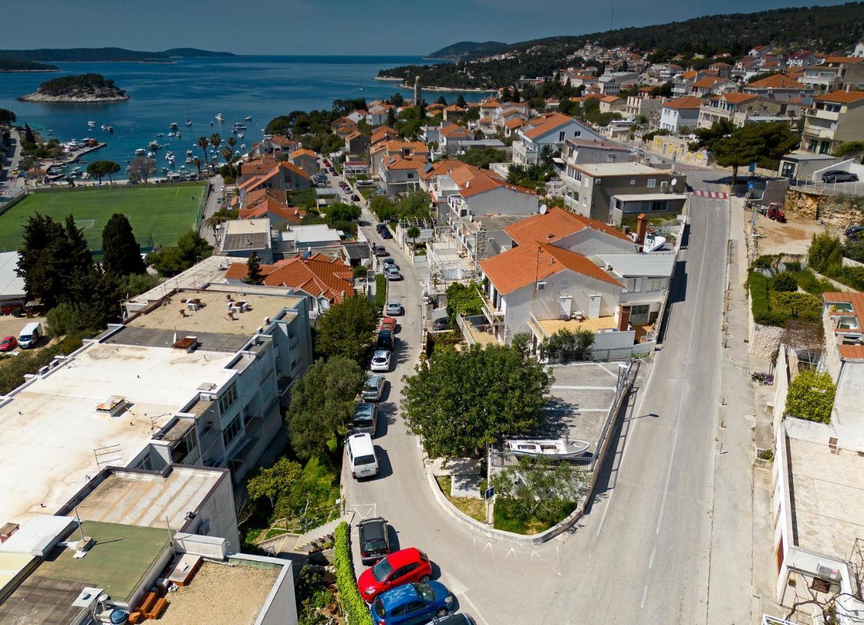 Apartman Nina Hvar Town Extérieur photo